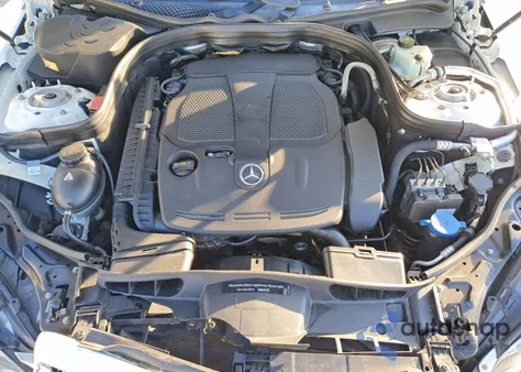 2014 Mercedes-Benz E 350 z USA, uszkodzony, nr VIN WDDHF5KB4EB049264